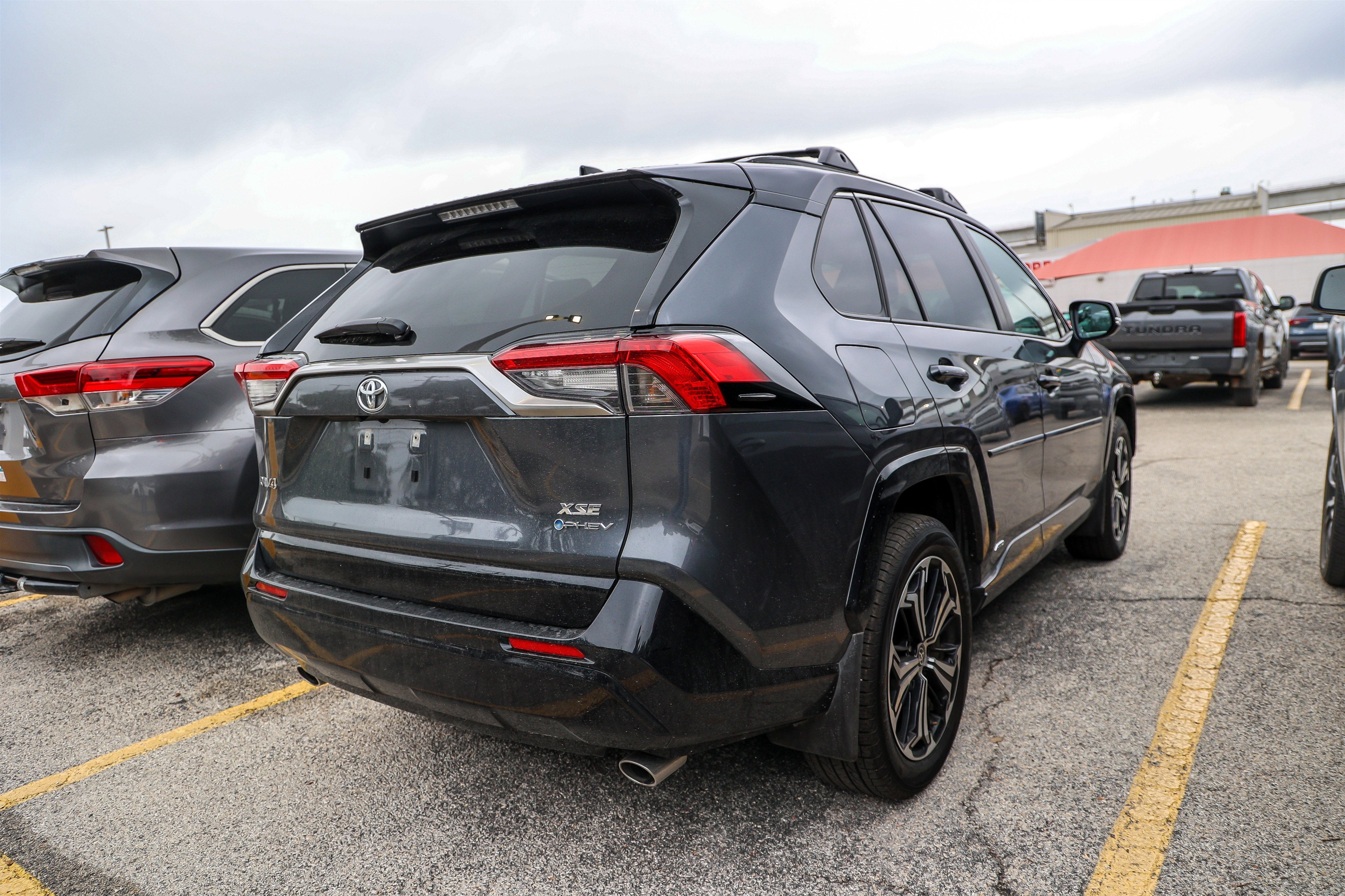 2025 Toyota RAV4 Plug-in Hybrid XSE