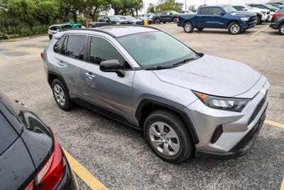 2019 Toyota RAV4 LE