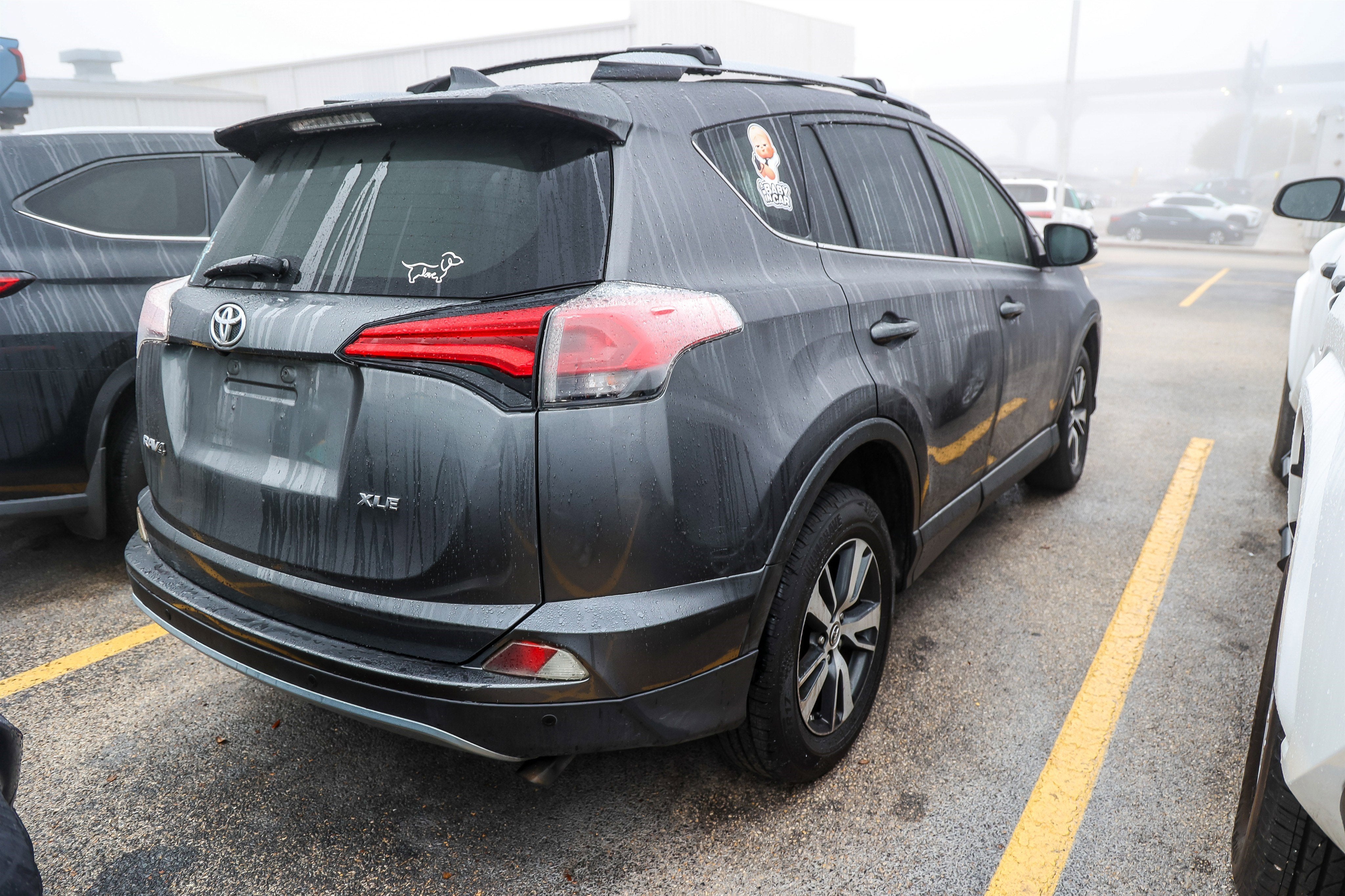 2018 Toyota RAV4 XLE