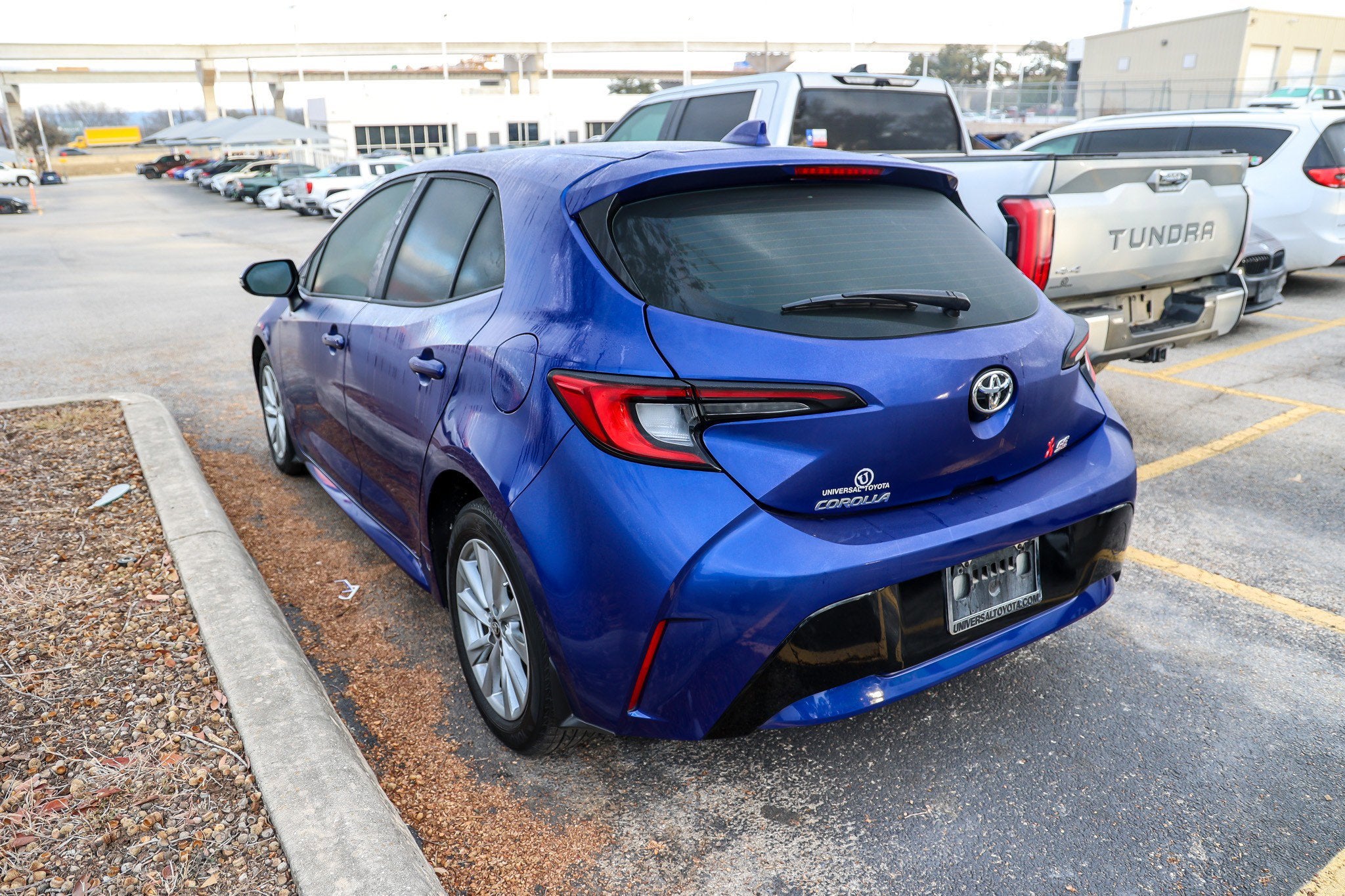 2023 Toyota COROLLA HATCHBACK SE