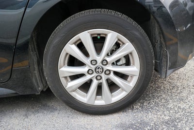 2025 Toyota COROLLA HATCHBACK SE