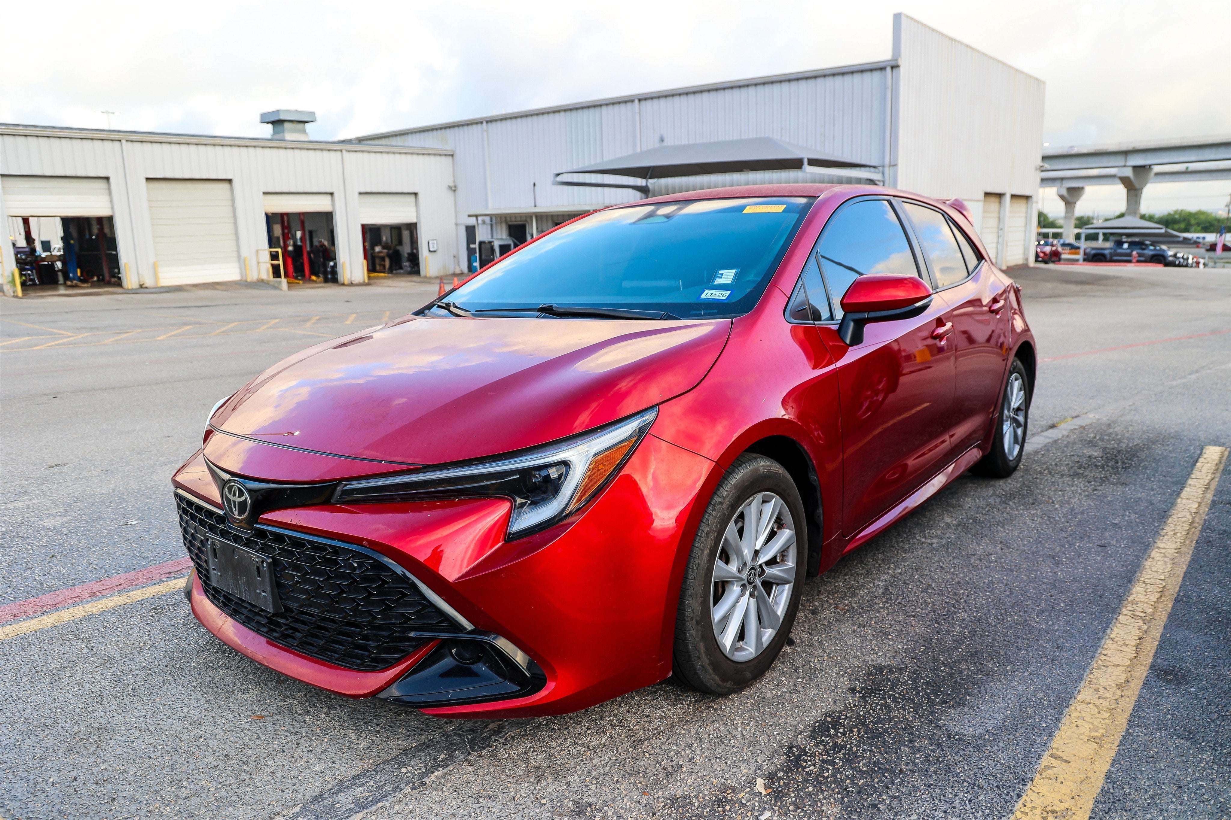 2023 Toyota Corolla Hatchback SE