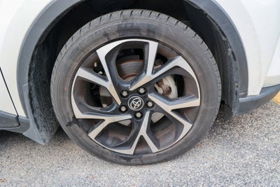 2020 Toyota C-HR XLE