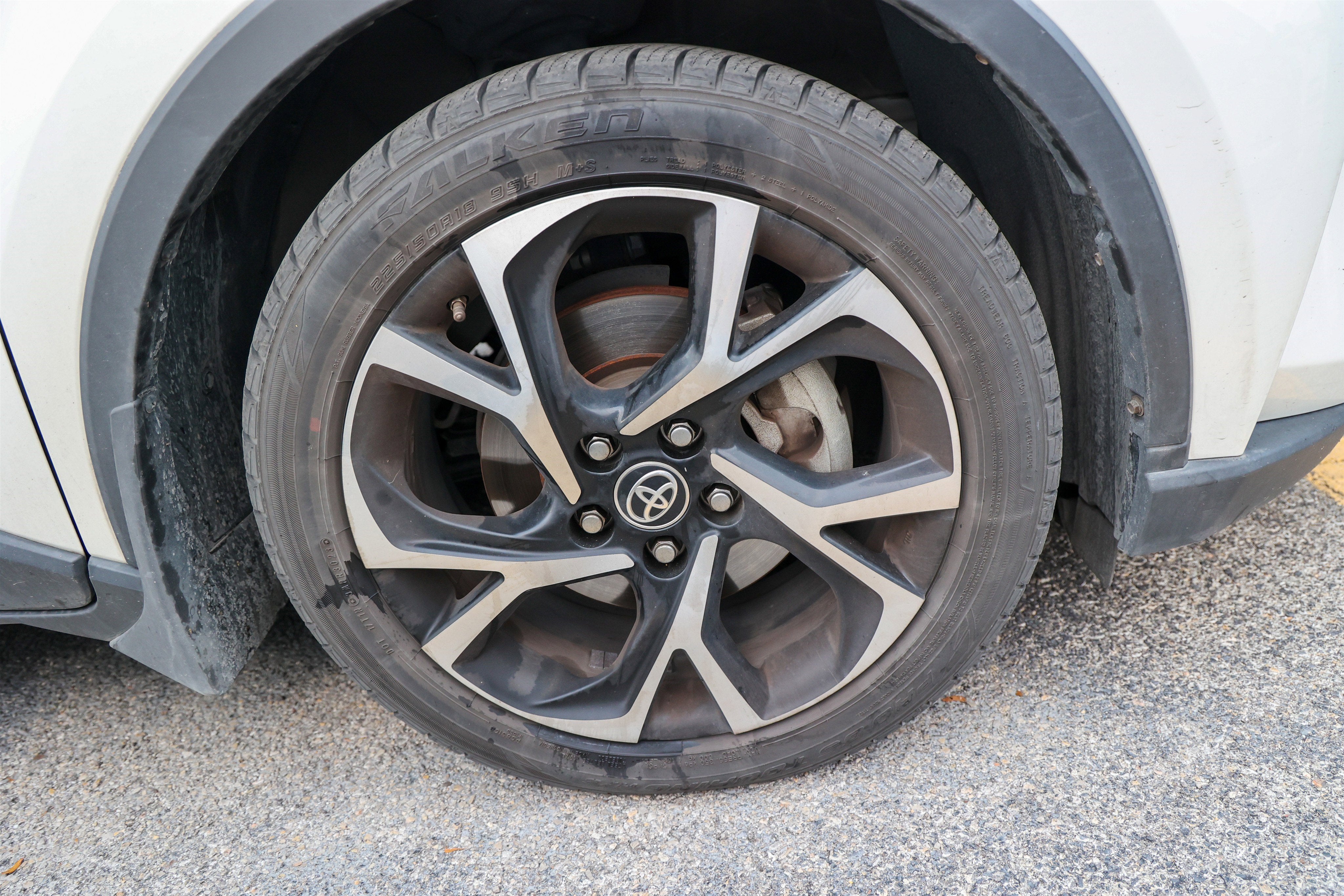 2020 Toyota C-HR XLE