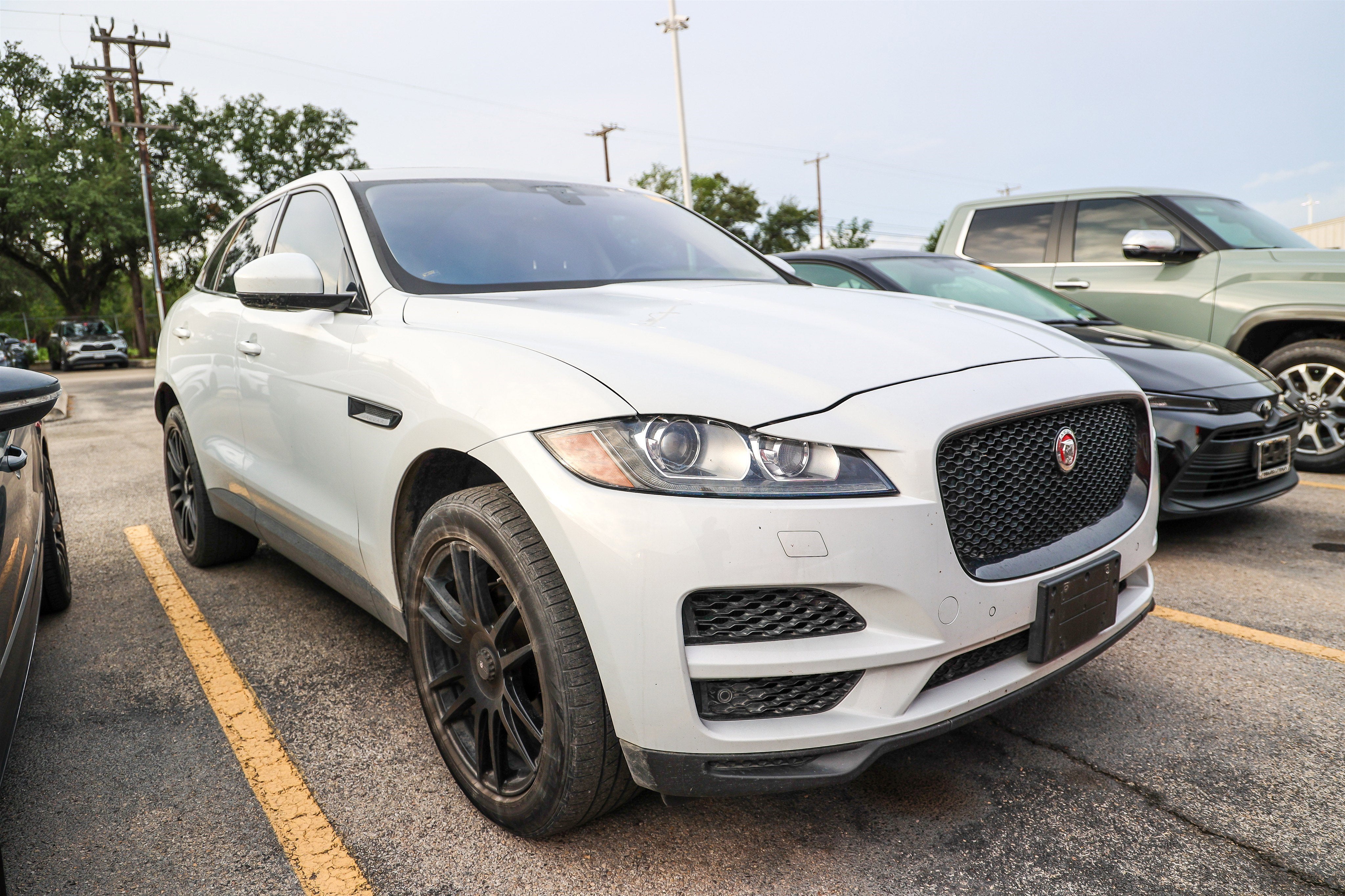 2020 Jaguar F-PACE 25t Premium