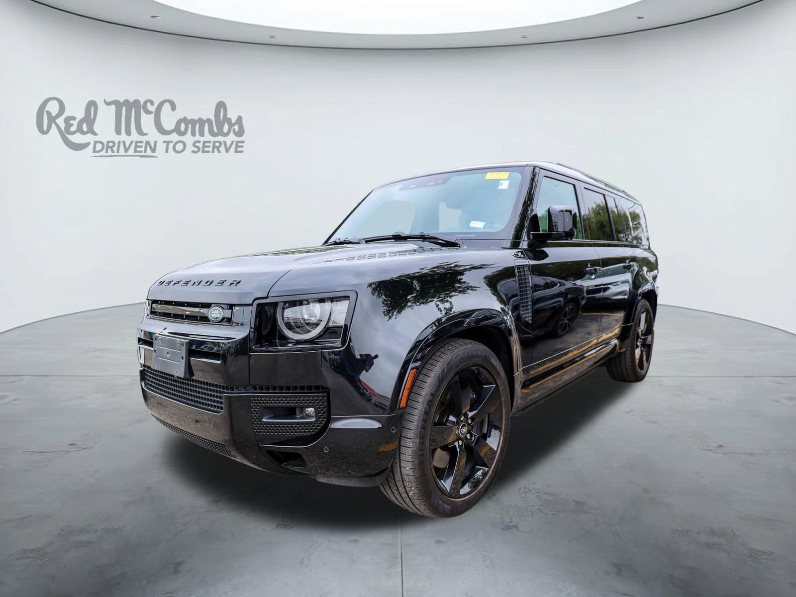 2025 Land Rover Defender X-Dynamic SE