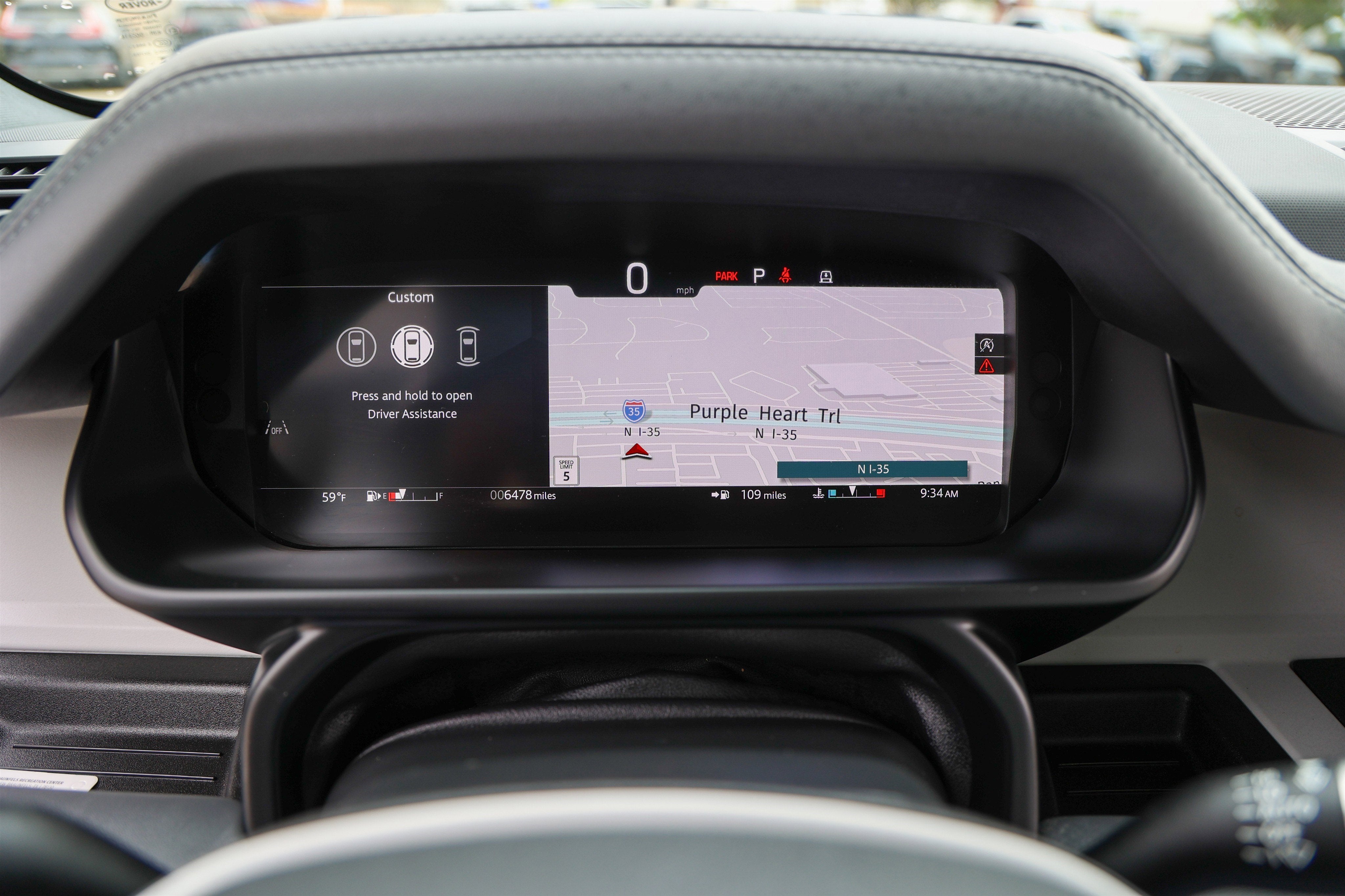 2025 Land Rover Defender X-Dynamic SE