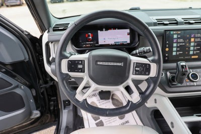 2025 Land Rover Defender X-Dynamic SE