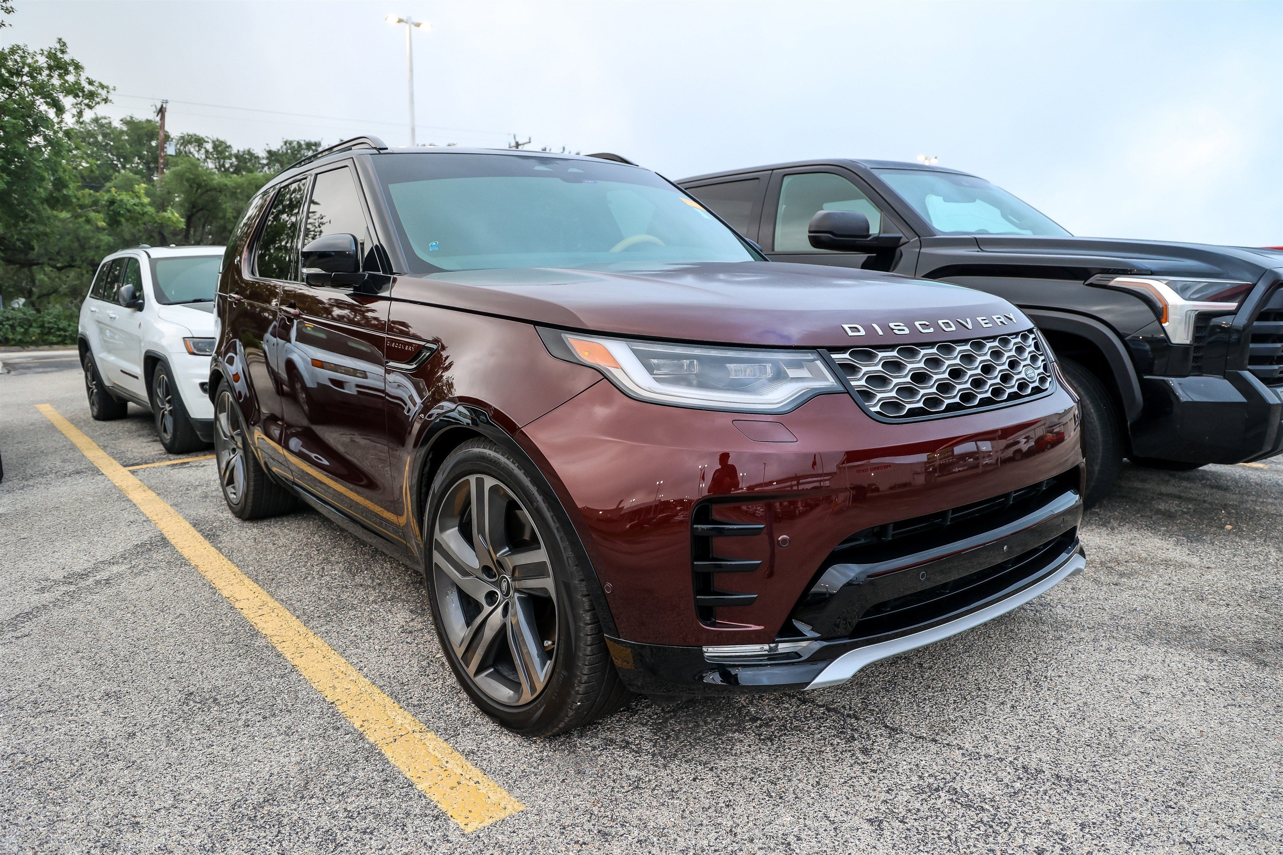 2026 Land Rover Discovery Gemini Edition
