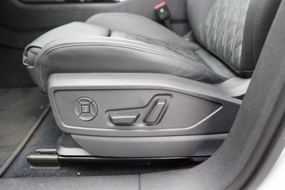 2025 Audi SQ5 Premium Plus