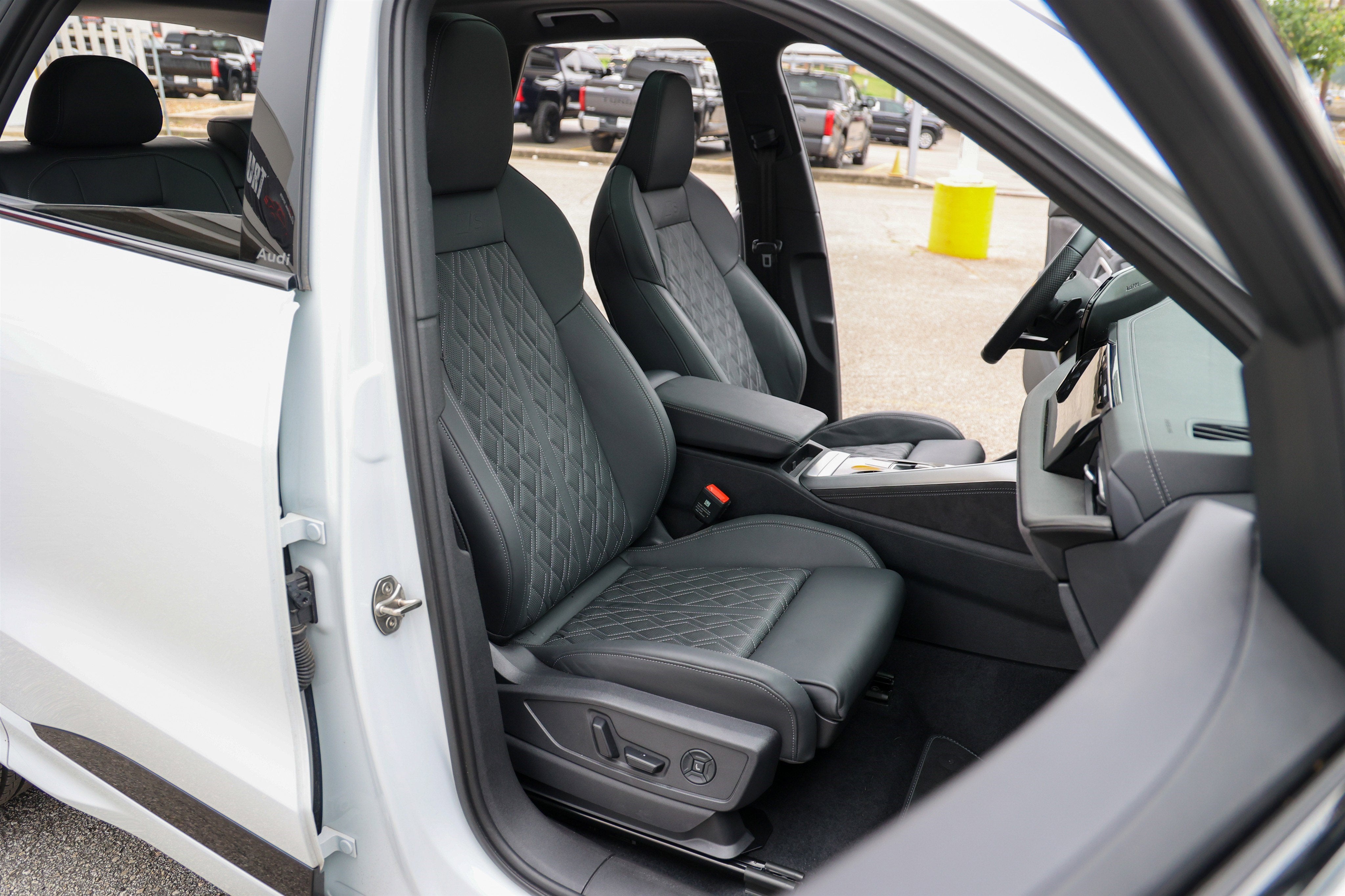 2025 Audi SQ5 Premium Plus