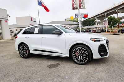 2025 Audi SQ5 Premium Plus