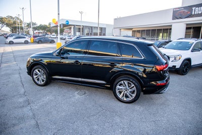 2023 Audi Q7 Premium