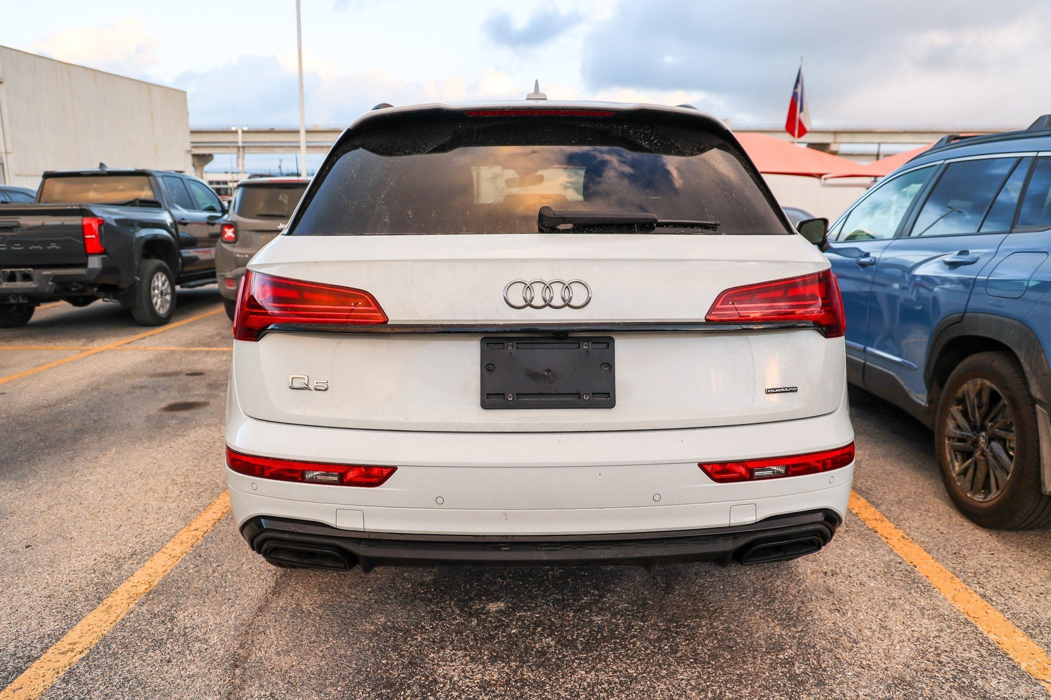 2023 Audi Q5 S line Premium Plus