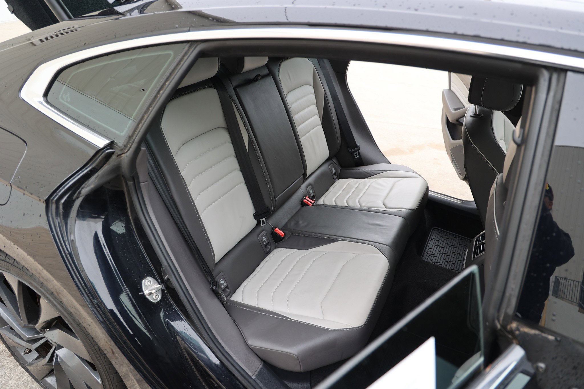 2023 Volkswagen Arteon SEL R-Line