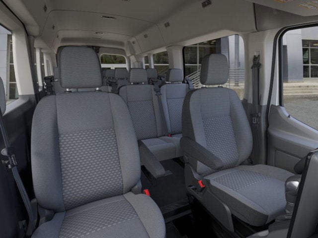 2025 Ford Transit Passenger Wagon XLT