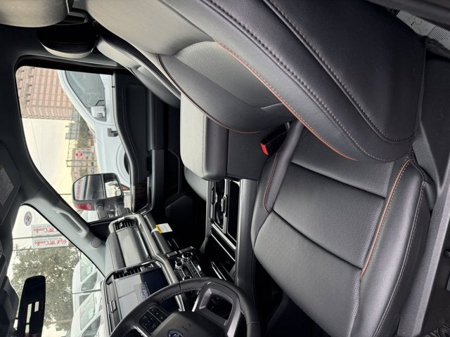 2026 Ford Super Duty F-350 DRW Lariat