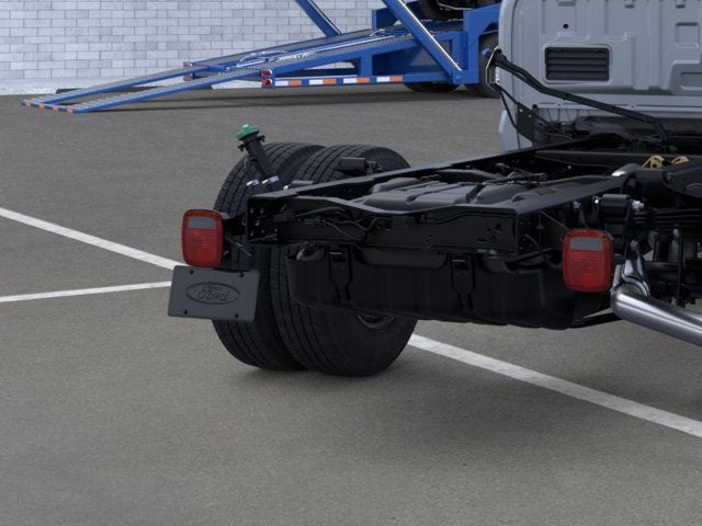 2026 Ford Super Duty F-350 DRW LARIAT