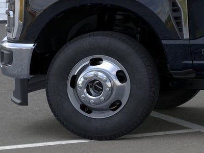 2026 Ford Super Duty F-350 DRW LARIAT