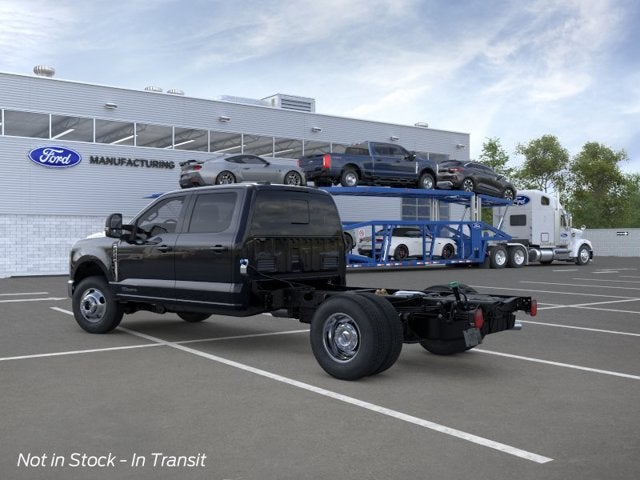 2026 Ford Super Duty F-350 DRW LARIAT