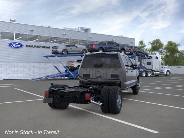 2026 Ford Super Duty F-350 DRW Base