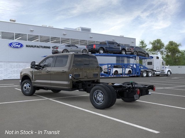 2026 Ford Super Duty F-350 DRW F-350® LARIAT®