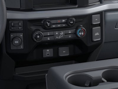 2026 Ford Super Duty F-350 DRW XLT