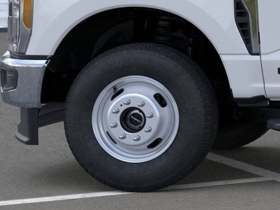 2026 Ford Super Duty F-350 DRW XLT