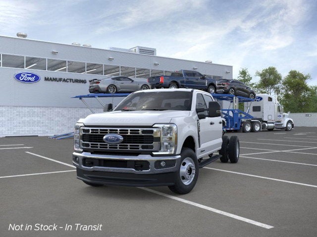 2026 Ford Super Duty F-350 DRW XLT