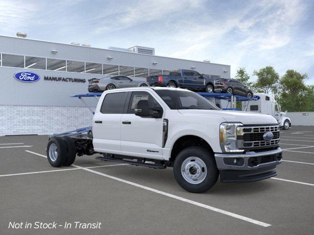 2026 Ford Super Duty F-350 DRW XLT