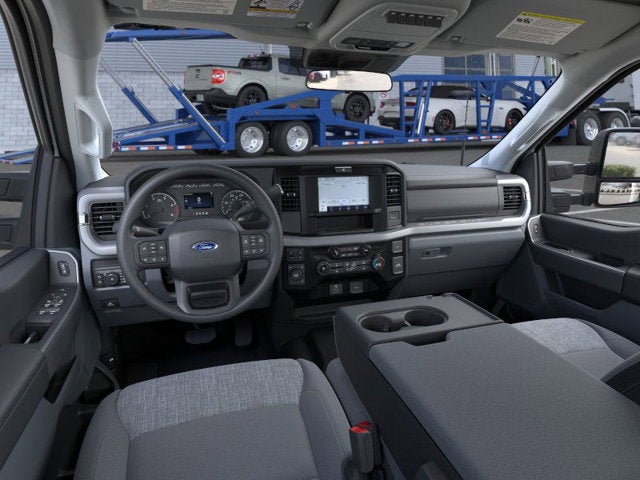 2026 Ford Super Duty F-350 DRW XLT