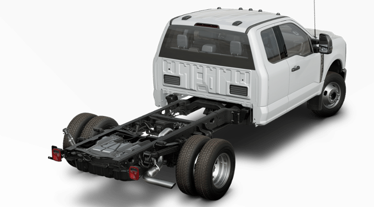 2025 Ford Super Duty F-350 DRW F-350® XL