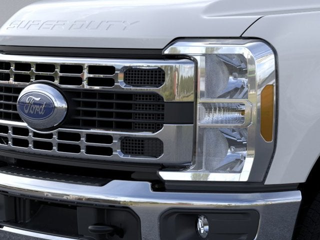 2026 Ford Super Duty F-350 DRW F-350® XLT