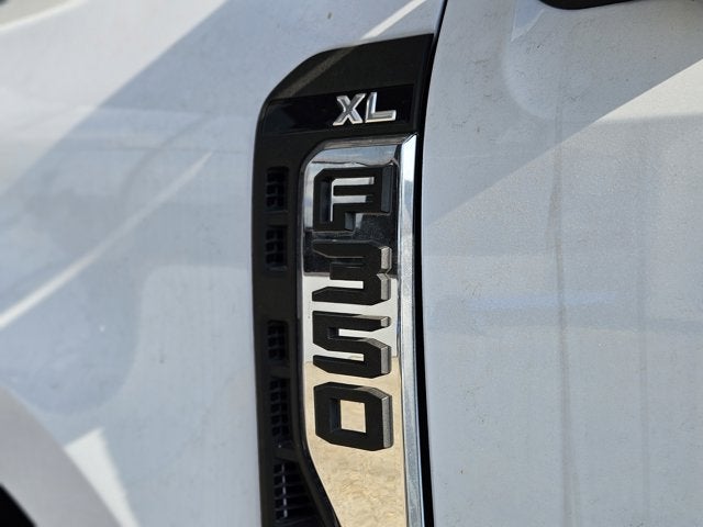 2024 Ford Super Duty F-350 DRW Chassis Cab XL