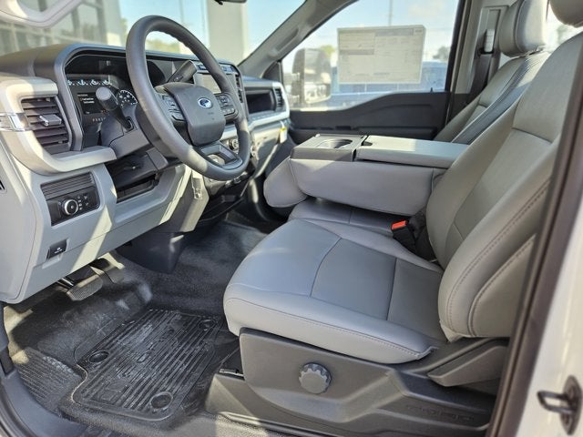 2024 Ford Super Duty F-350 DRW Chassis Cab XL