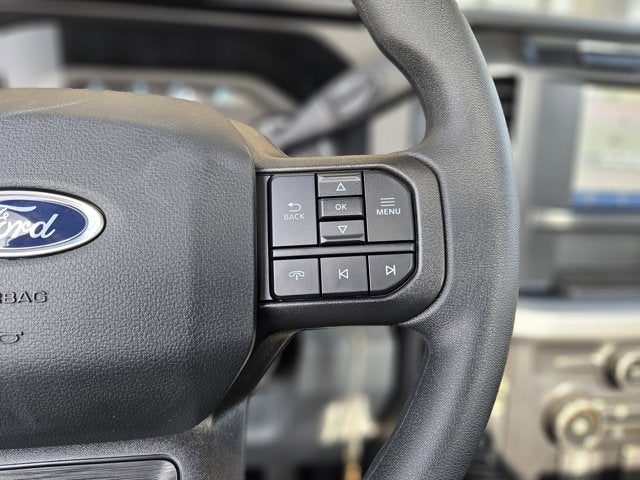 2024 Ford Super Duty F-350 DRW Chassis Cab XL