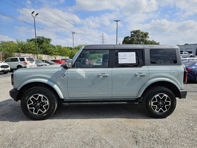2024 Ford Bronco Outer Banks