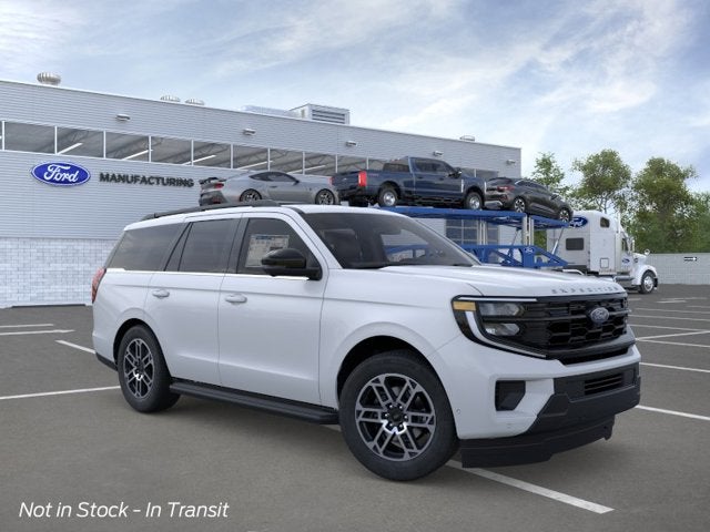 2026 Ford Expedition Active's photo