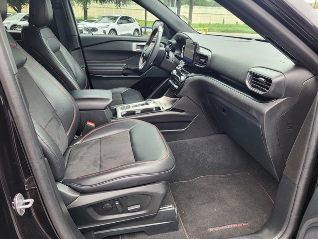 2024 Ford Explorer ST-Line