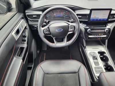 2024 Ford Explorer ST-Line