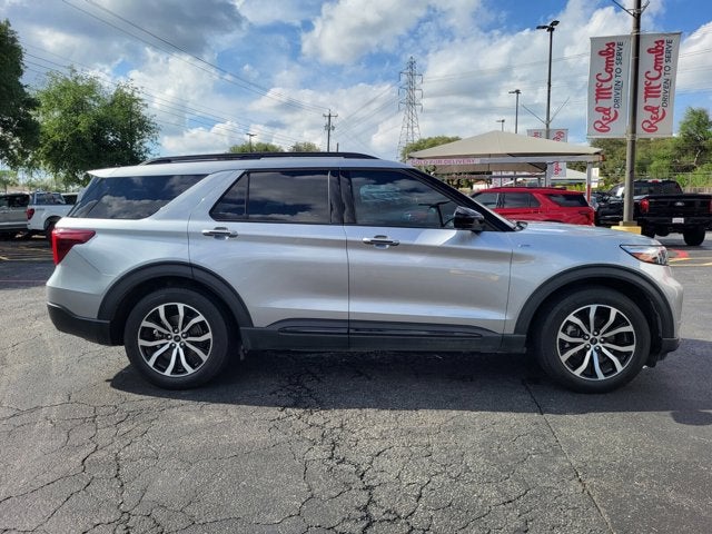 2023 Ford Explorer ST-Line