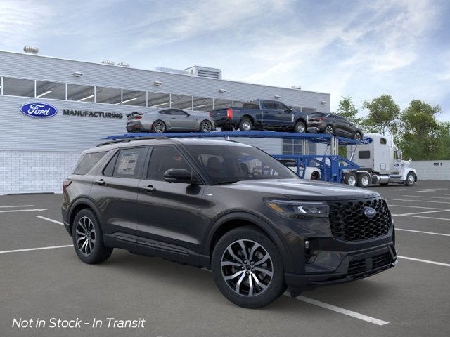 2026 Ford Explorer ST-LINE RWD's photo