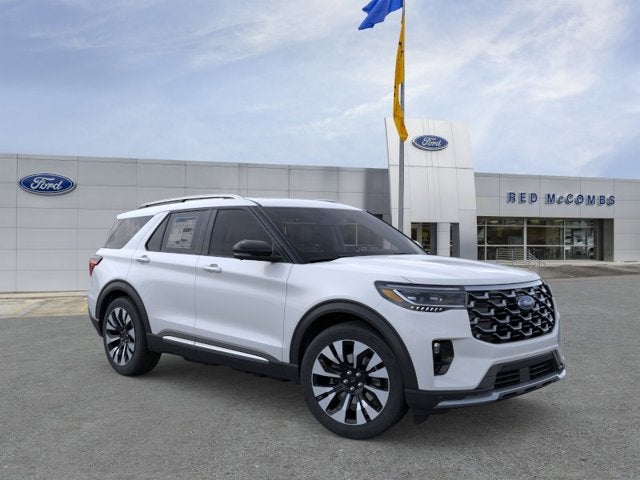 2026 Ford Explorer Platinum 4WD's photo