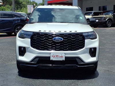 2025 Ford Explorer ST-Line