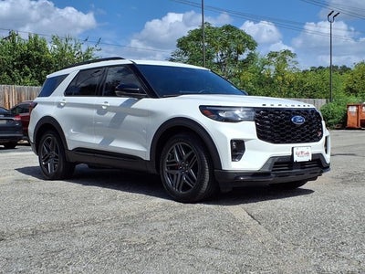2025 Ford Explorer ST