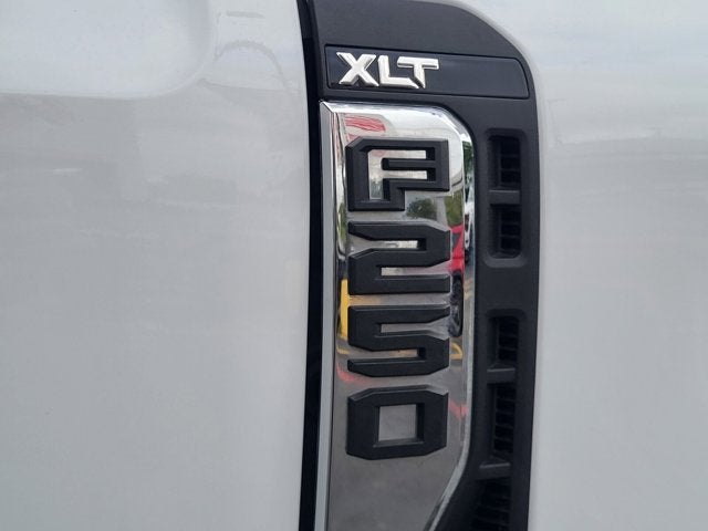 2025 Ford Super Duty F-250 SRW XLT