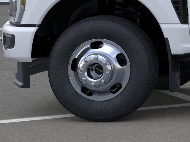 2026 Ford Super Duty F-350 DRW F-350® Platinum®