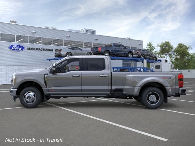 2026 Ford Super Duty F-350 DRW LARIAT