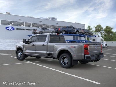 2026 Ford Super Duty F-350 DRW LARIAT