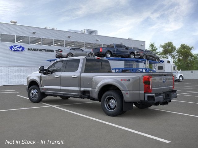 2026 Ford Super Duty F-350 DRW LARIAT